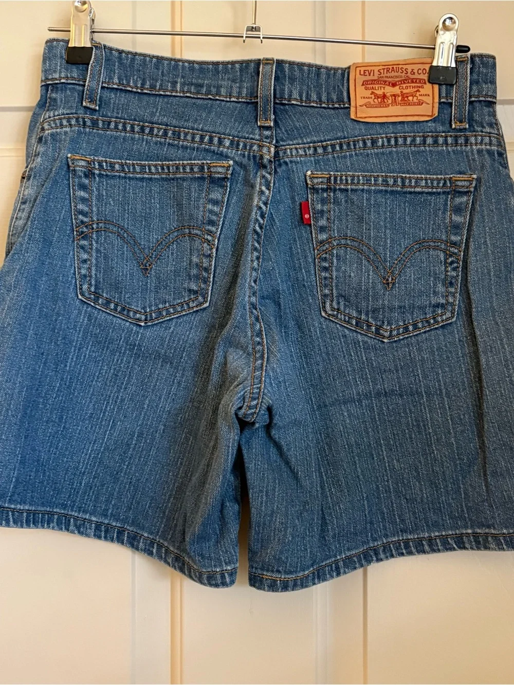 Levis 550 Relaxed Denim Jorts From the 2000s Medium Wash Coastal Mom Shorts
